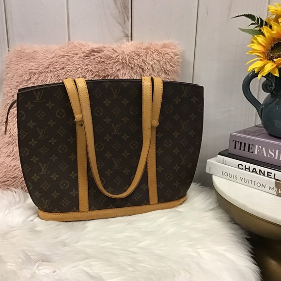 Louis Vuitton Large Tote - Picture 2 of 10